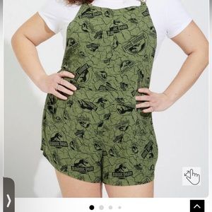 Torrid Jurassic Park World Jumper overalls shortall size 3 3x
